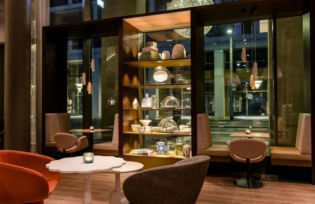 Motel One Dresden Am Zwinger-1