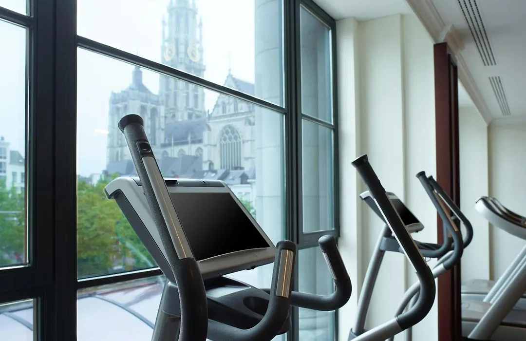 Hilton Antwerp Old Town-1