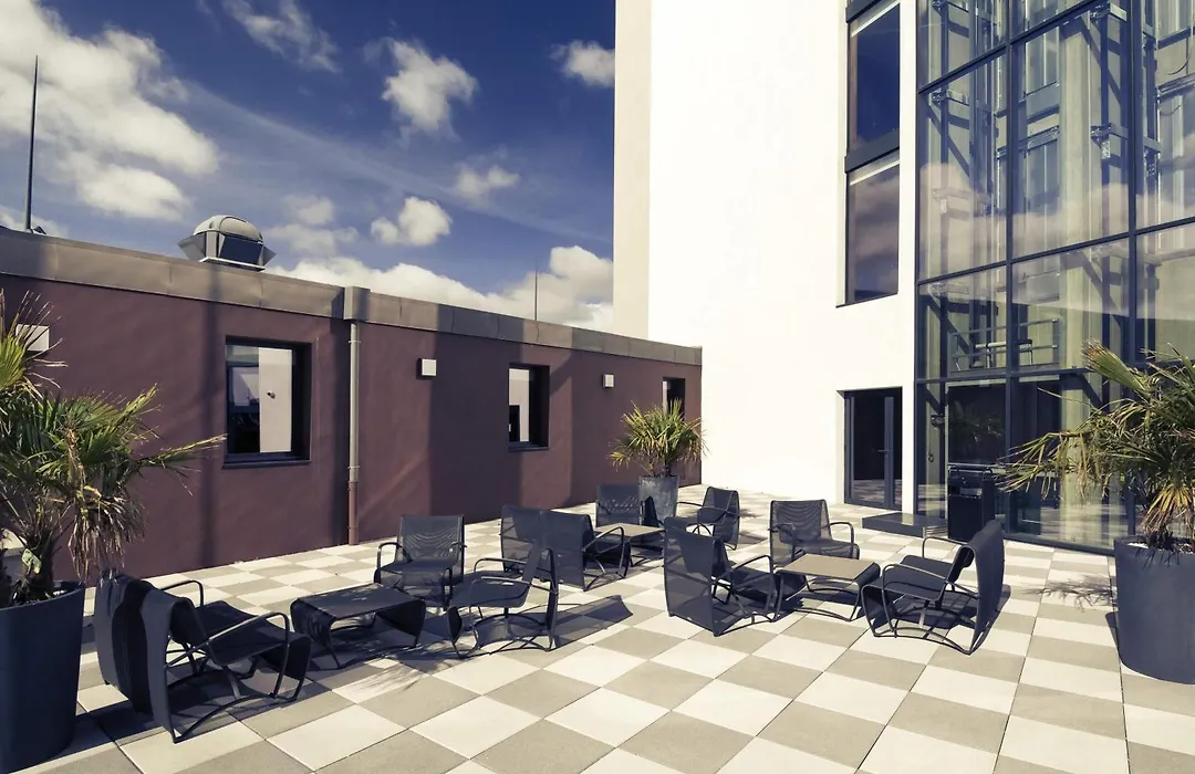 Mercure Cherbourg Centre Port-1