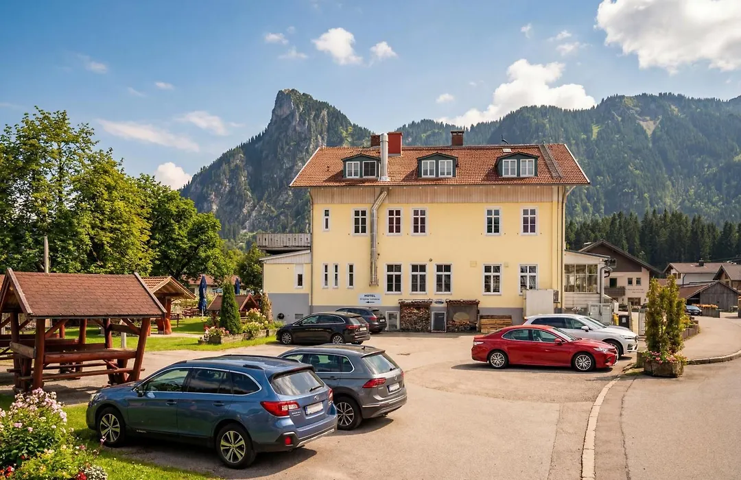 Hotel Garni Ammergauer Hof-1