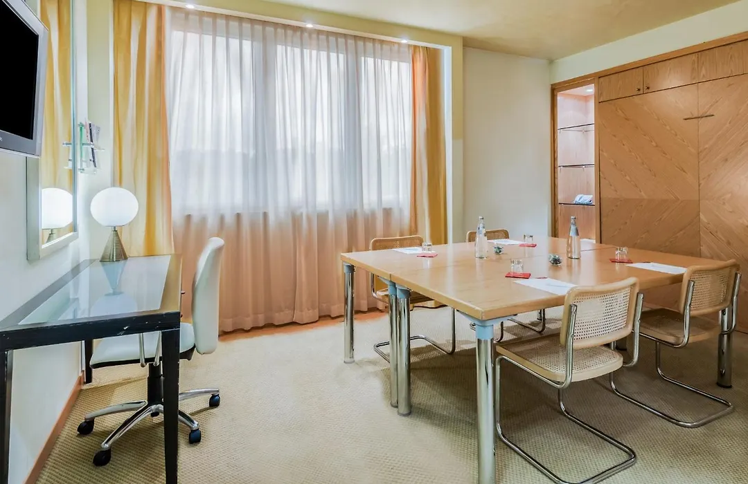 Crowne Plaza Padova By Ihg-1