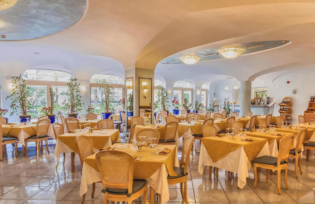 Aragona Palace Hotel & Spa-1
