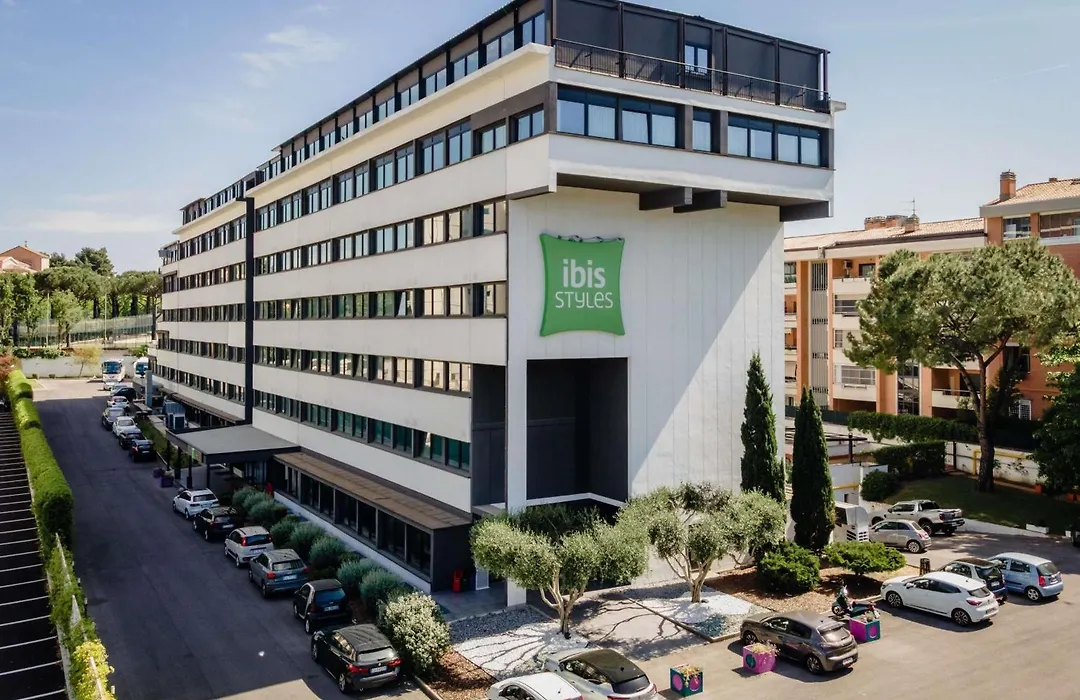 Ibis Styles Roma Aurelia-1