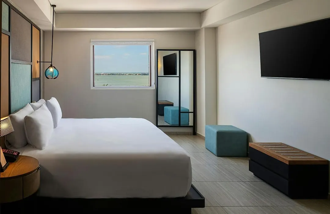 Aloft By Marriott Cancun-1