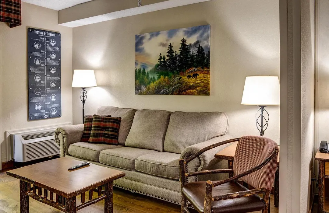 Bearskin Lodge On The River-1