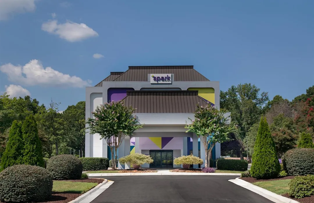 Spark By Hilton Charlotte Airport North-1