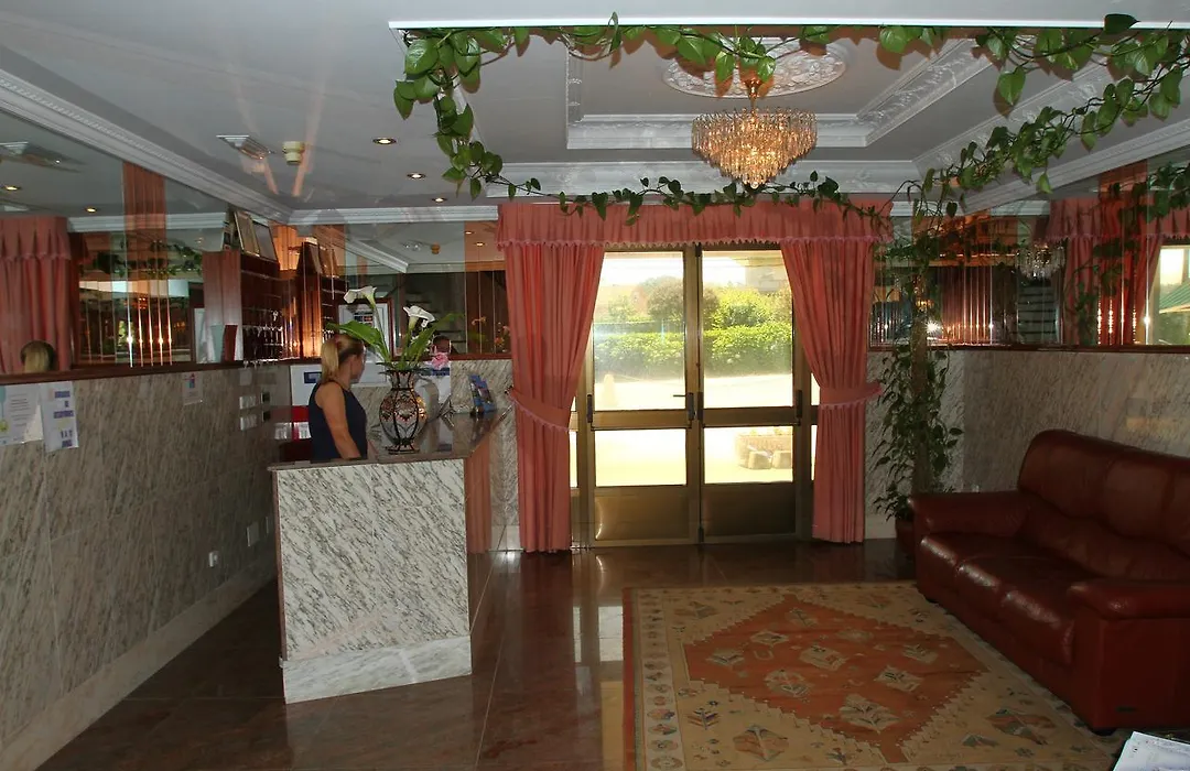 Hotel Jr-1