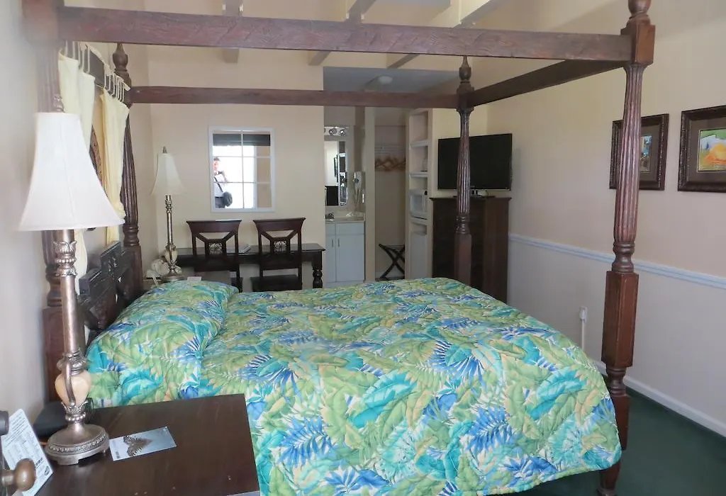 Lemon Tree Inn-1