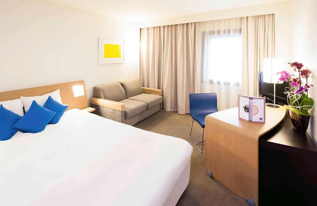 Novotel Lyon Centre Part-Dieu-1