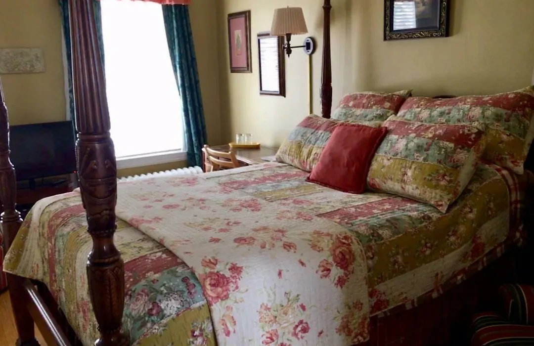 The Villa Bed & Breakfast (Adults Only)-1