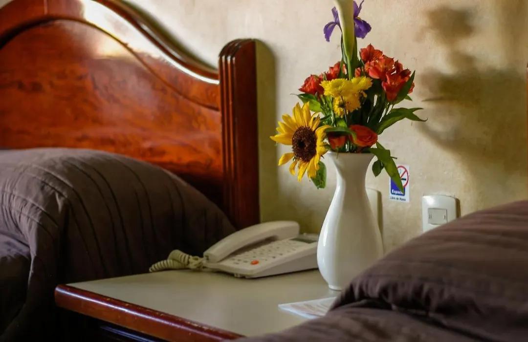Hotel & Suites Marrod-1