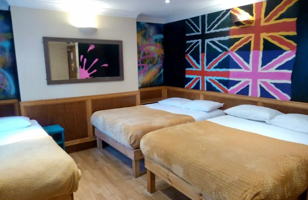 Excelsior Hotel-1