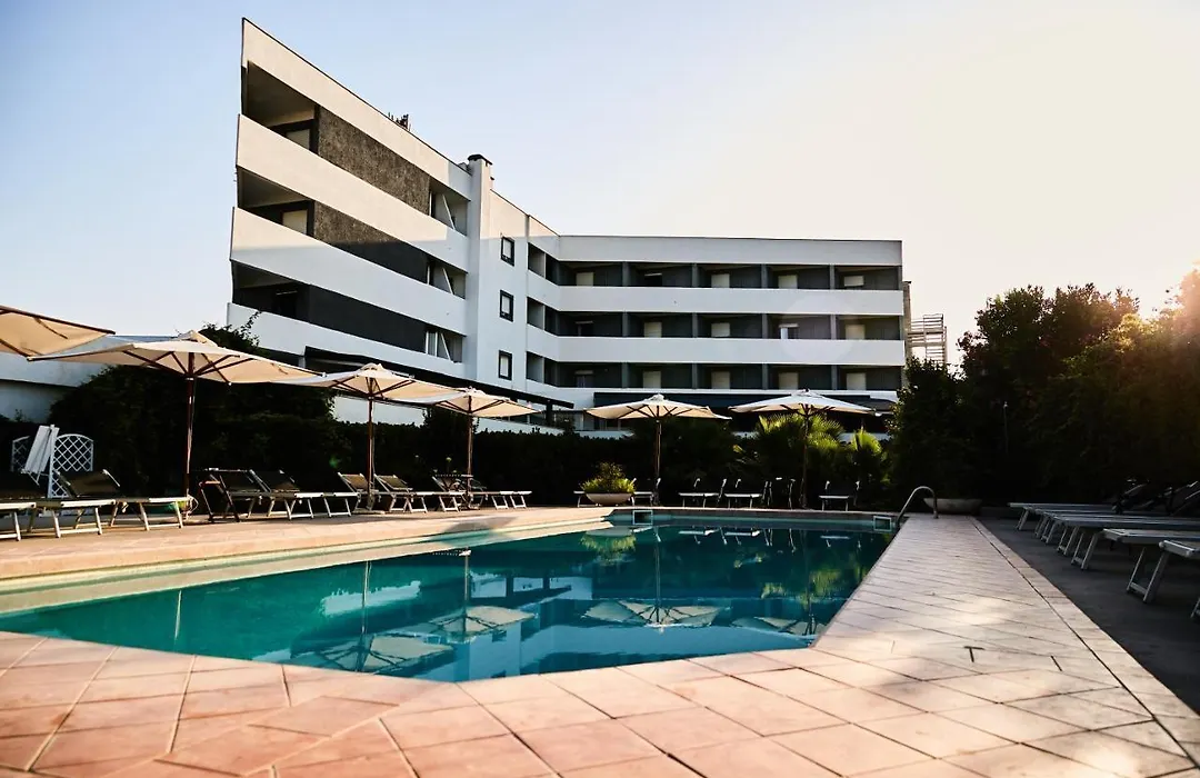 Hotel Enterprise-1