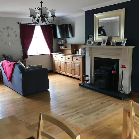 Grove Lodge B&B-2