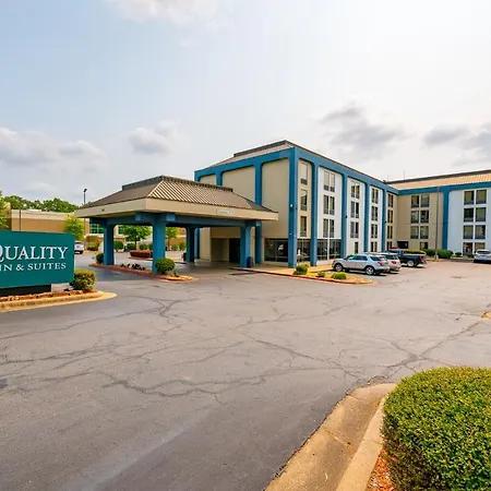 Quality Inn & Suites North Little Rock-2