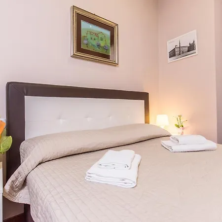 Azzurra Rooms-3