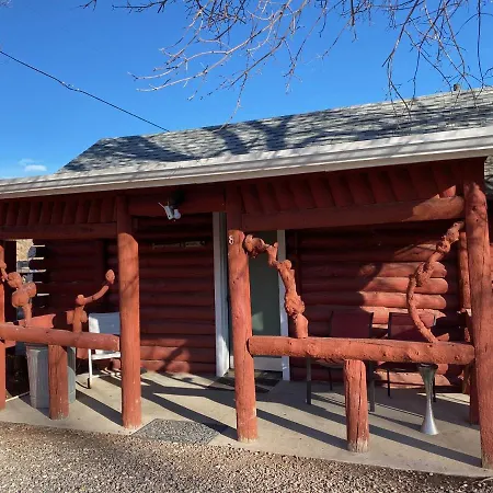 Roundtop Mountain Vista - Cabins And Motel-3