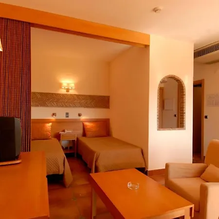 Aparthotel Olhos D'Agua-3