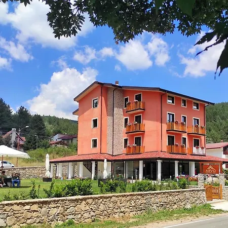 Arvo Residence Sila Lorica-2