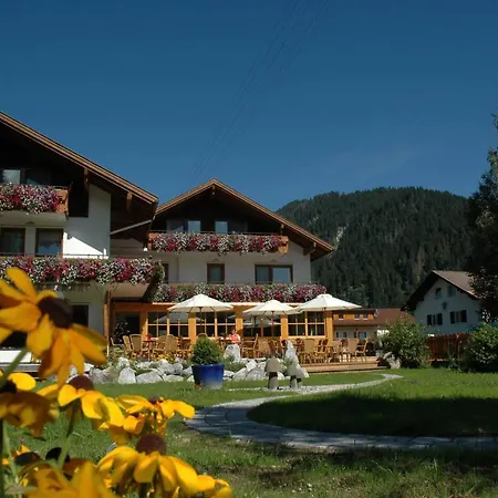 Hotel Anneliese-3