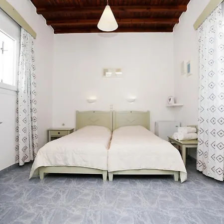 Morfoula'S Studios-3