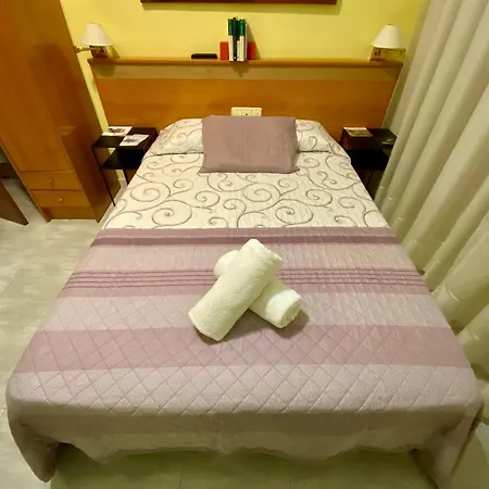Hostal Alvarez-3