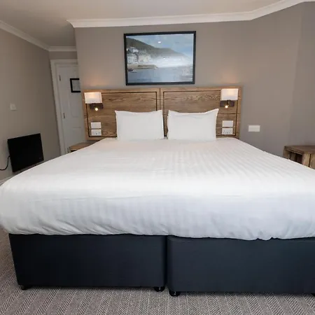 Dovey Inn-2