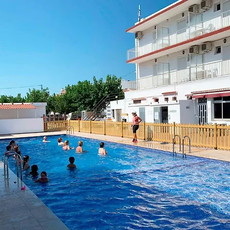 Habitaciones Camping Ferrer-2