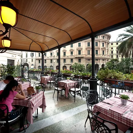 Hotel Continental Genova-2