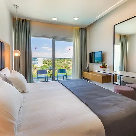 Napa Mermaid Hotel & Suites-3
