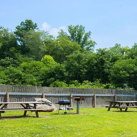 Microtel Inn & Suites By Wyndham Cherokee-3