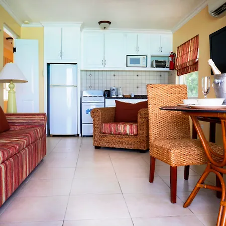 Yellow Bird Hotel-2
