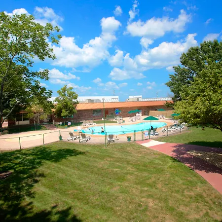 Red Lion Inn & Suites Branson-3