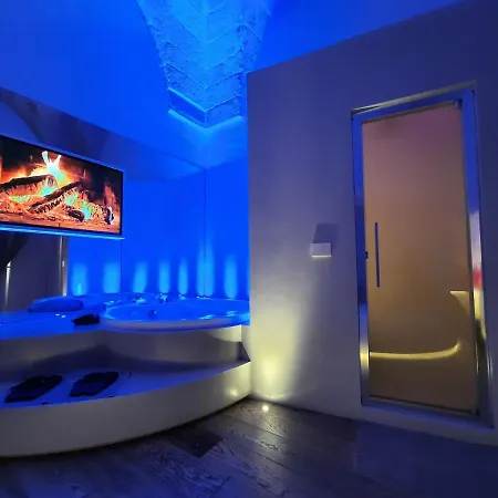 Christian'S Suites & Spa-3