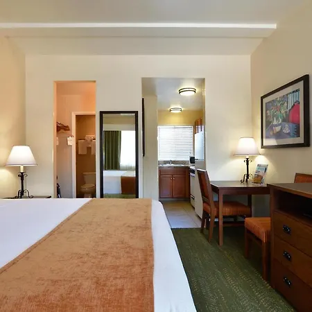Lamplighter Inn & Suites At Sdsu-2