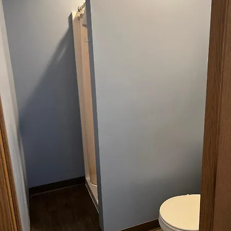 Best Budget Inn Owatonna-3
