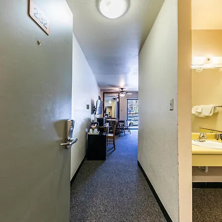 Studio 2Nd Floor #232 At Donner Lake Village-3
