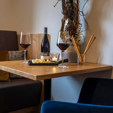 Weingut Schreieck VINOTEL&GUTSHAUS-2