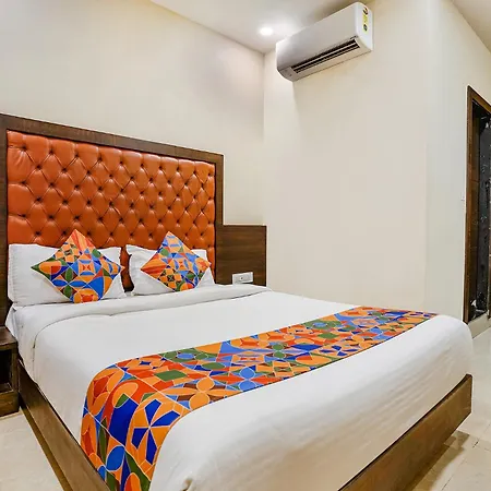 Fabhotel Vertigo Suites-2