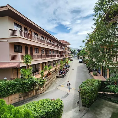 Panupong Hotel-3