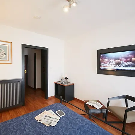 Hotel Enterprise-2