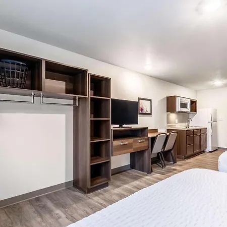 Woodspring Suites Indianapolis Castleton-3