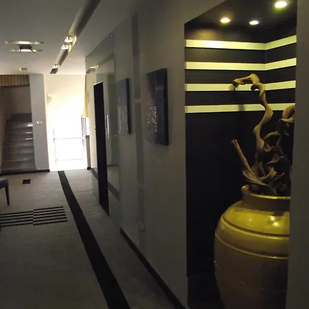 Crystal Suites-3