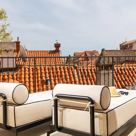 Boutique Hotel Stari Grad-3