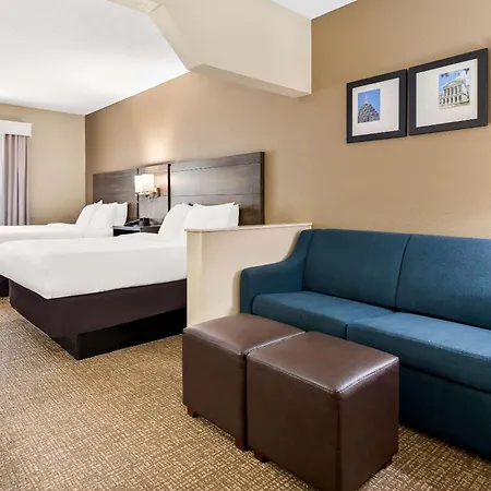 Comfort Suites Near Robins Air Force Base-2