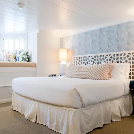 The Centerboard Nantucket-2