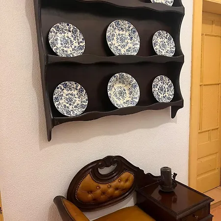 Avis Guesthouse-2