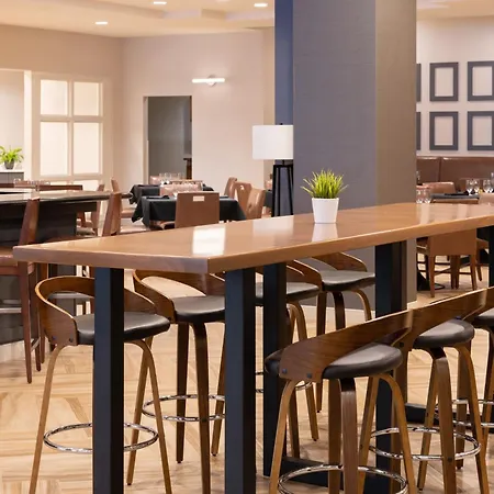 Sheraton Detroit Novi-3