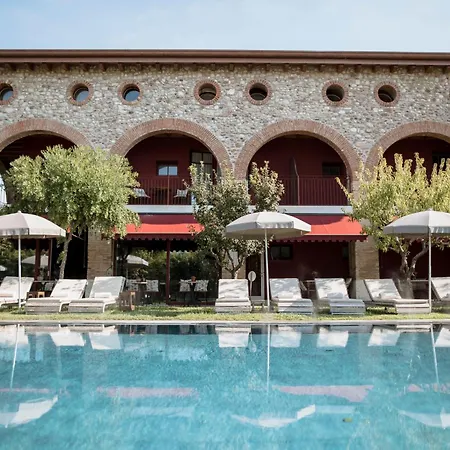 Le Greghe Suites-2