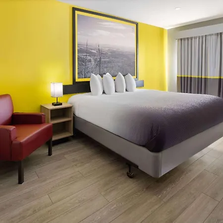 Super 8 By Wyndham Hazleton-2